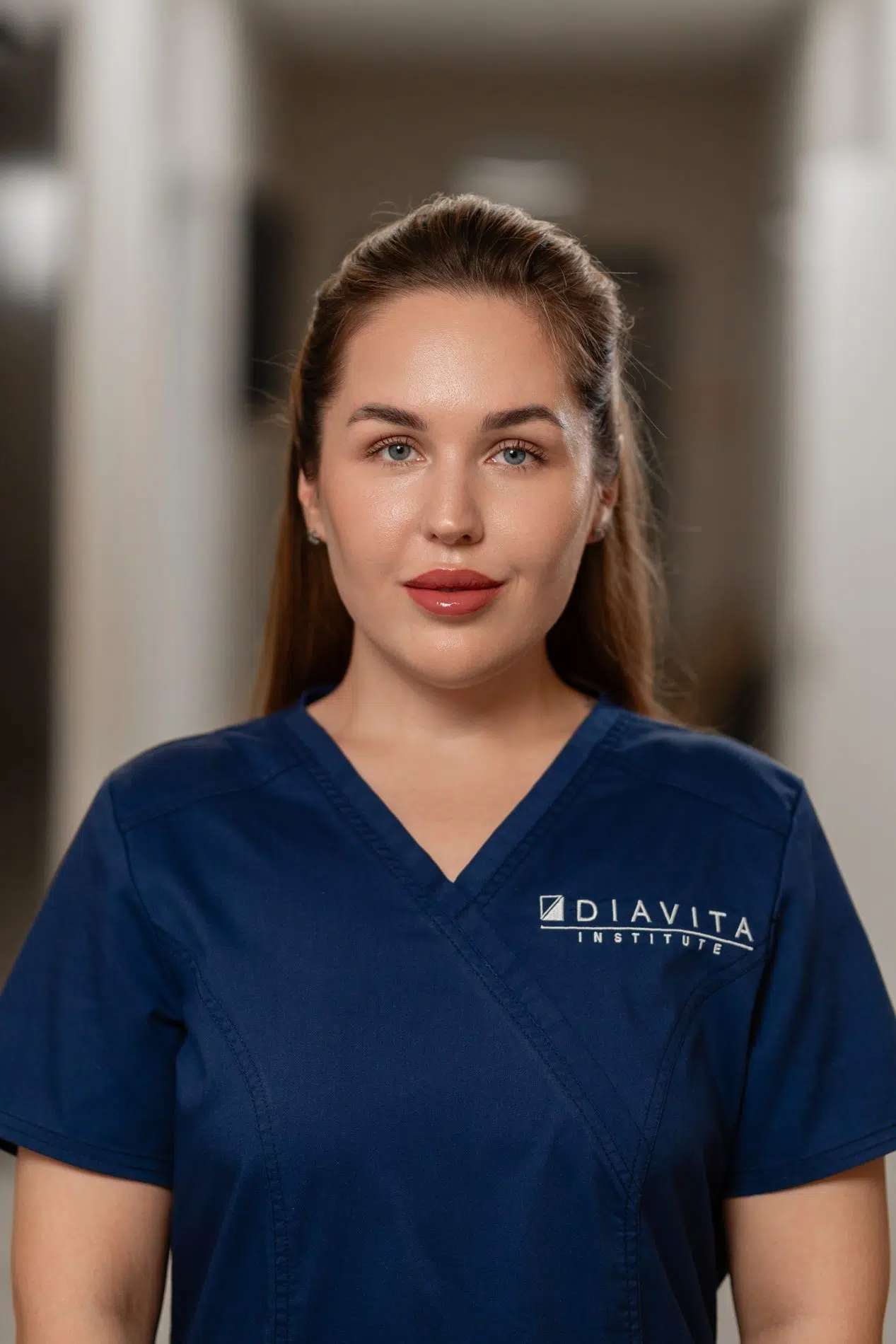 Дерматолог косметолог Каріне Манвелова